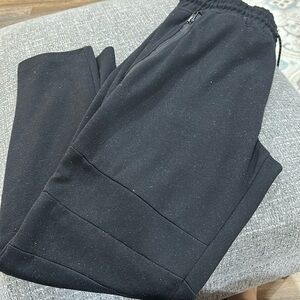 Black Men's knit heavy weight jogger Pants, tapered ankle